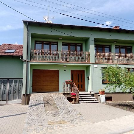 U Hradeb Apartment Mikulov Exterior foto